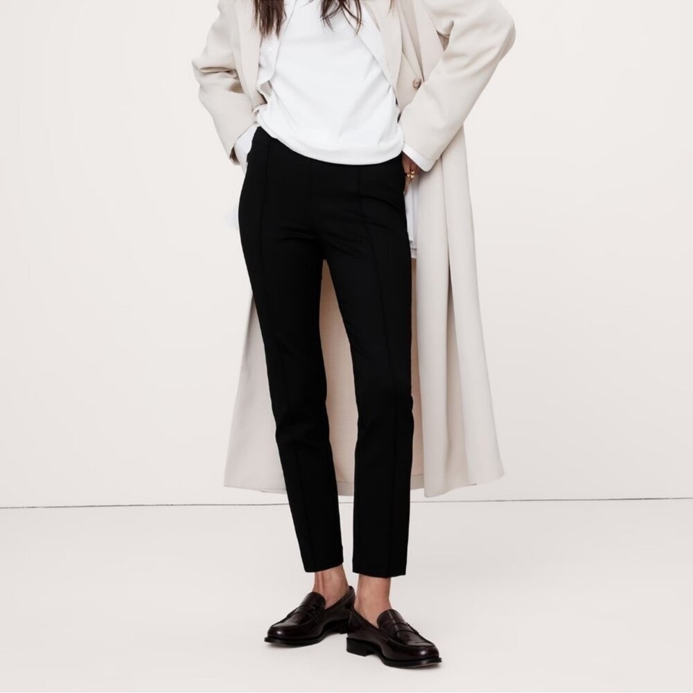 NWT! Banana Republic Black Skinny Everywhere Ponte Pants - 761465 🩶
